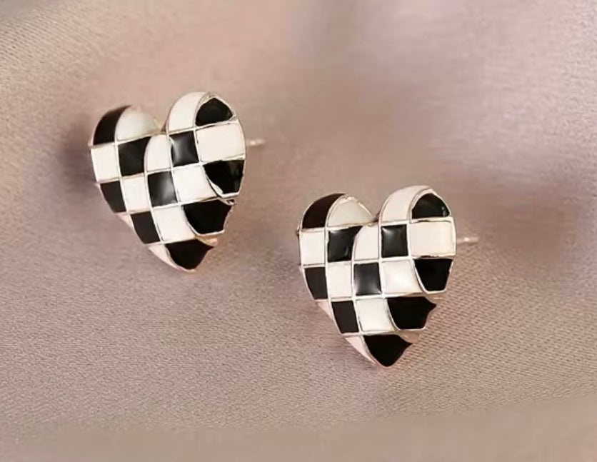 Checkered Heart Earrings